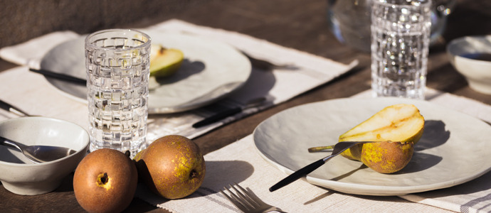 Milos. The tableware for your table decoration this summer.