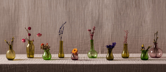 Jarrones y botellas: diseños asombrosos para decorar cada rincón de tu hogar