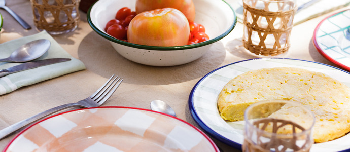 : Discover the unbreakable dinnerware to celebrate St. John's Day